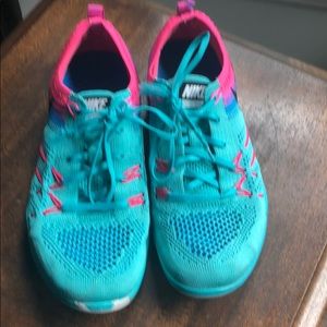 Nike Free Focus Flyknit Athletic Shoes